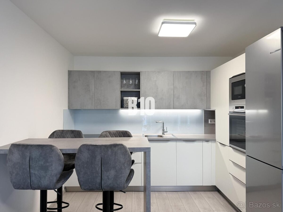 Luxusný 2-izbový byt v centre Nitry s možnosťou garážového s - 4