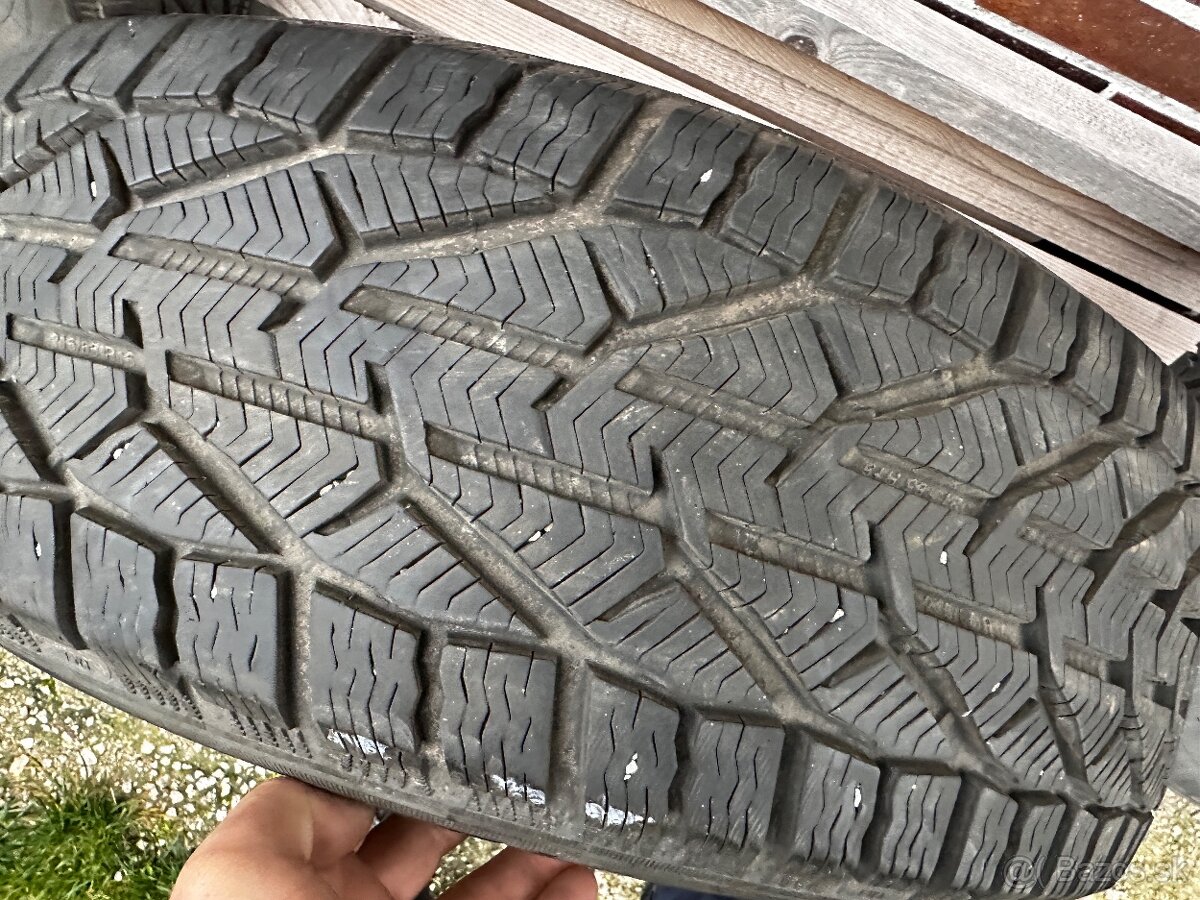 Zimné pneumatiky 215/65/R16 102H - 4