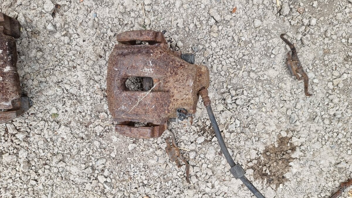 BMW E39 530I predné brzdiče - 4