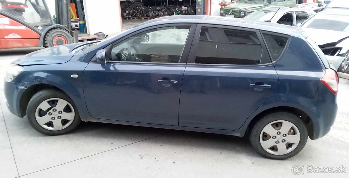 Kia Ceed 1,4i 66,20kw kód motora: G4FA - 4