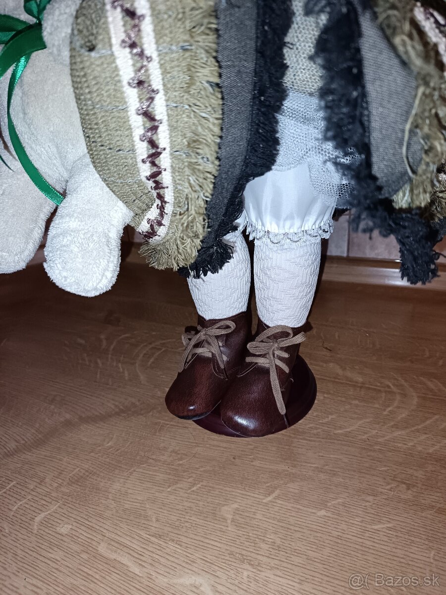 Porcelánová bábika. - 4