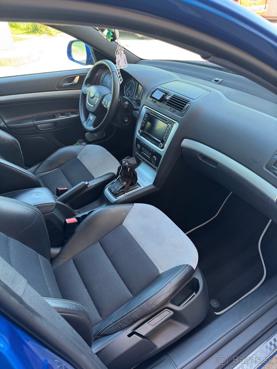 Škoda Octavia 2 rs 2.0 TSI - 4