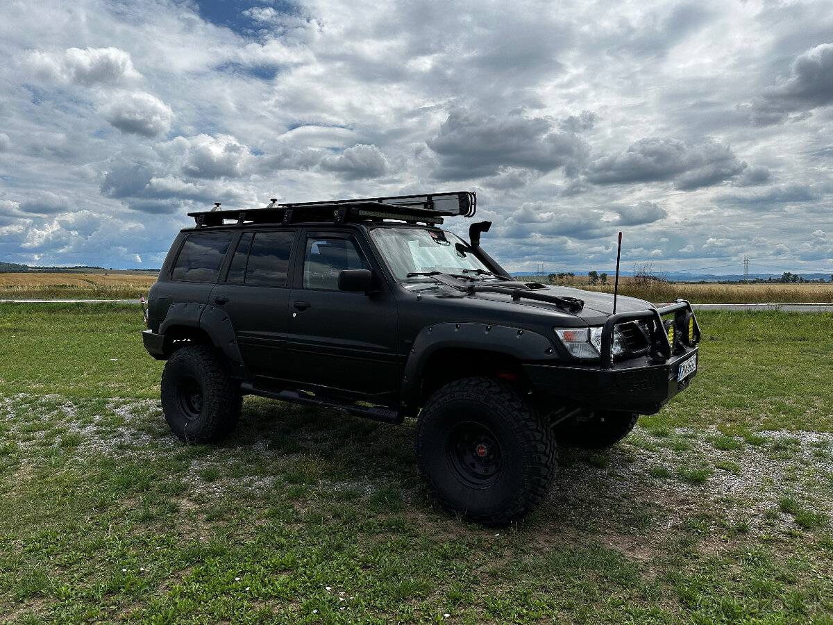 NISSAN PATROL GR Y61