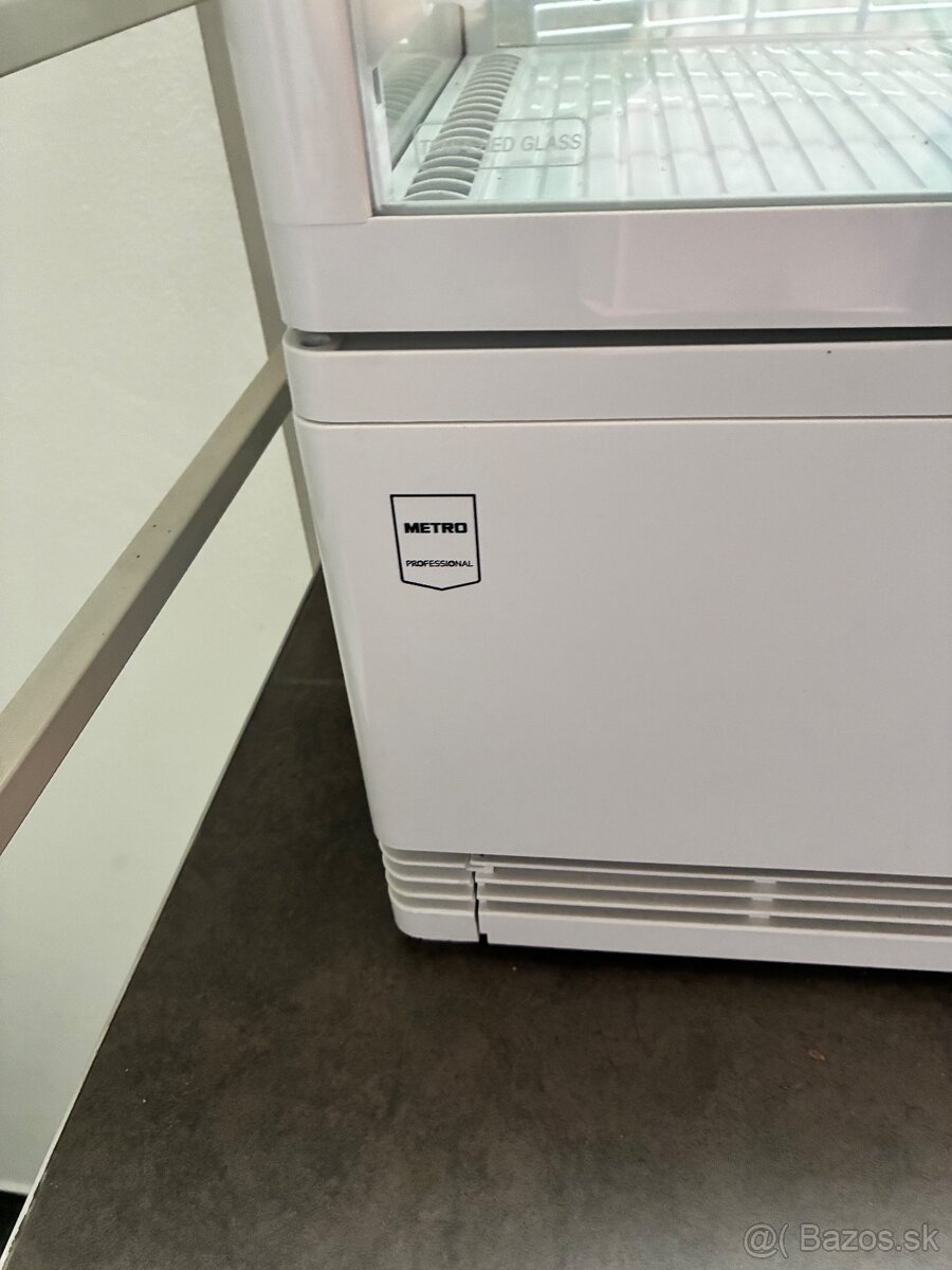 METRO PROFESSIONAL Chladiaca vitrína 78l biela - 4