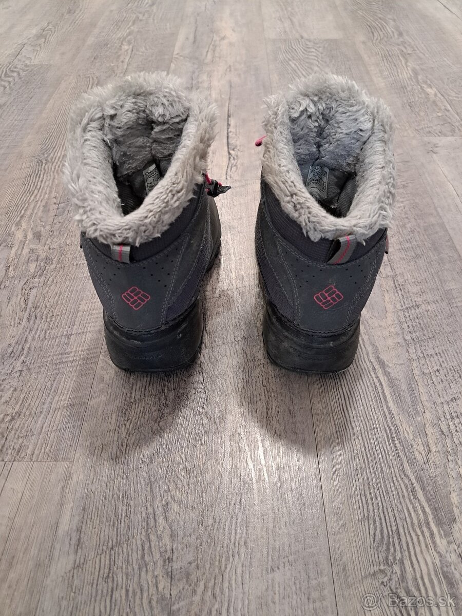 Zimné Columbia topánky pre dievča. - 4