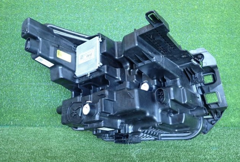 skoda enyaq svetlo full led 2025+ - 4