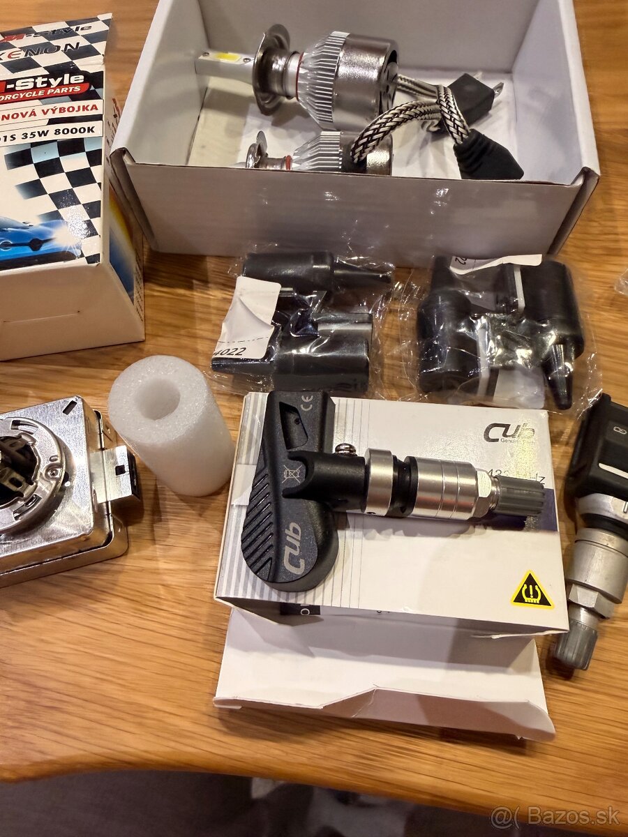 Žiarovky, snimače na auto - 4