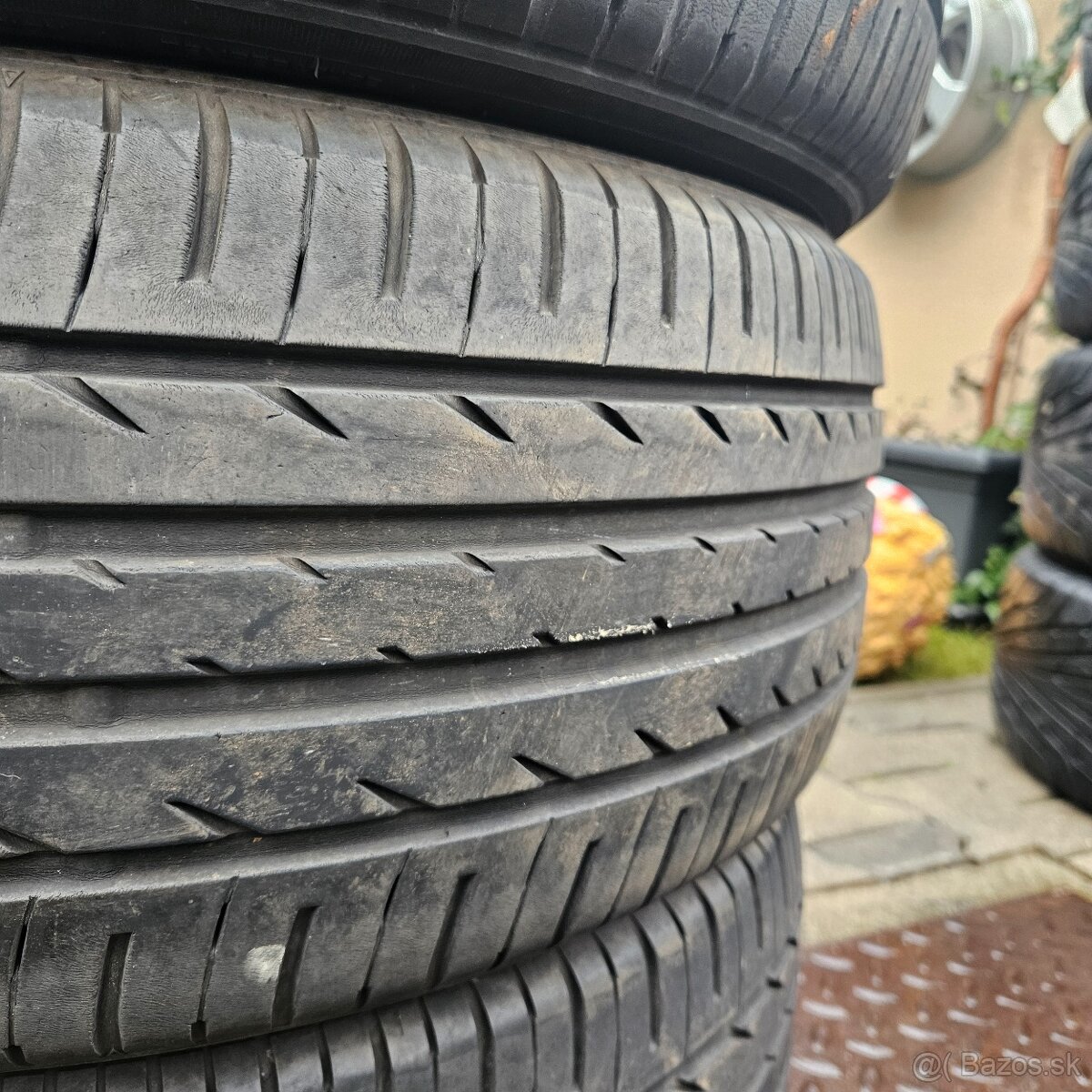 215/50 r18 Toyo - 4