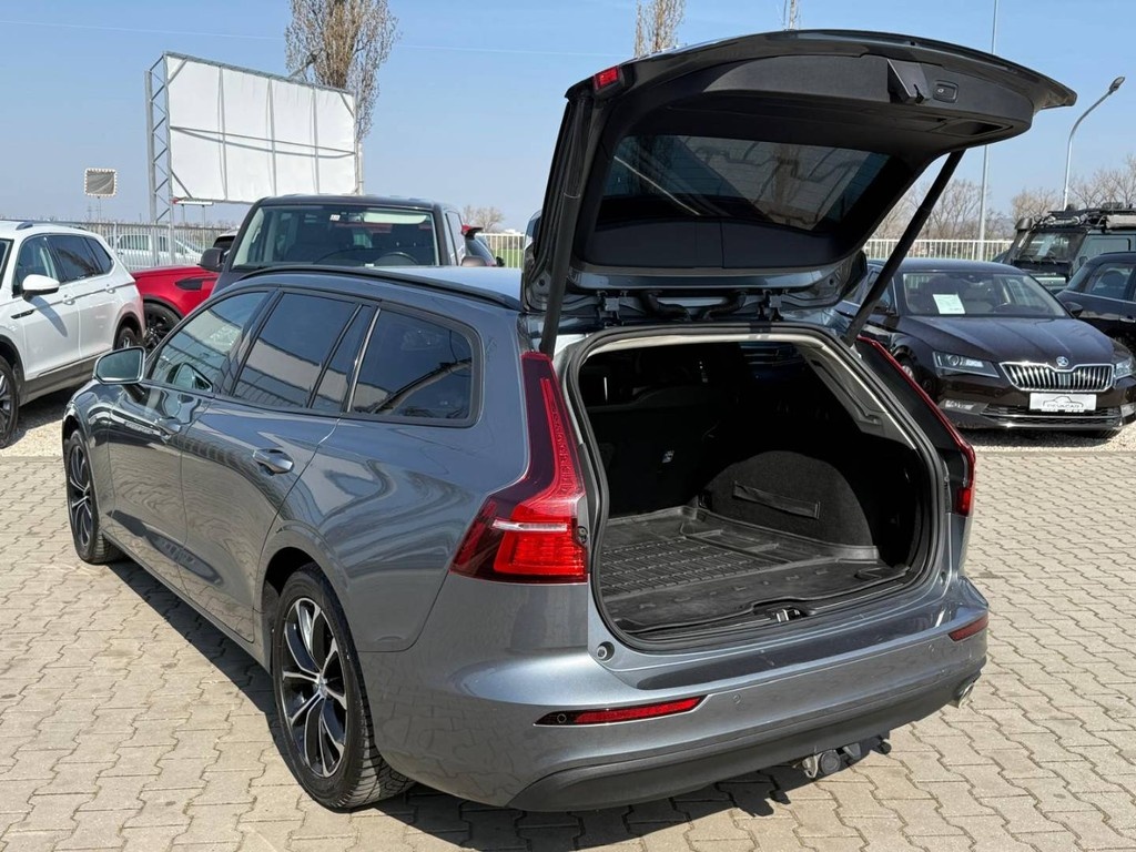 Volvo V60 D3 Momentum A/T - 4
