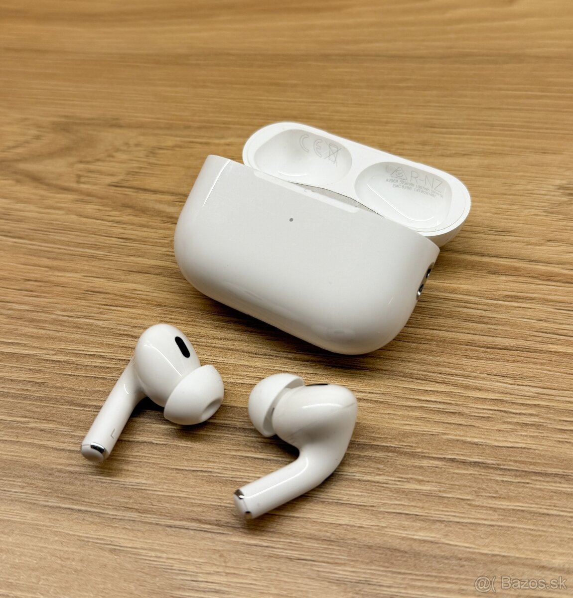 Originál Apple Airpods Pro 2 (USBC) - 4