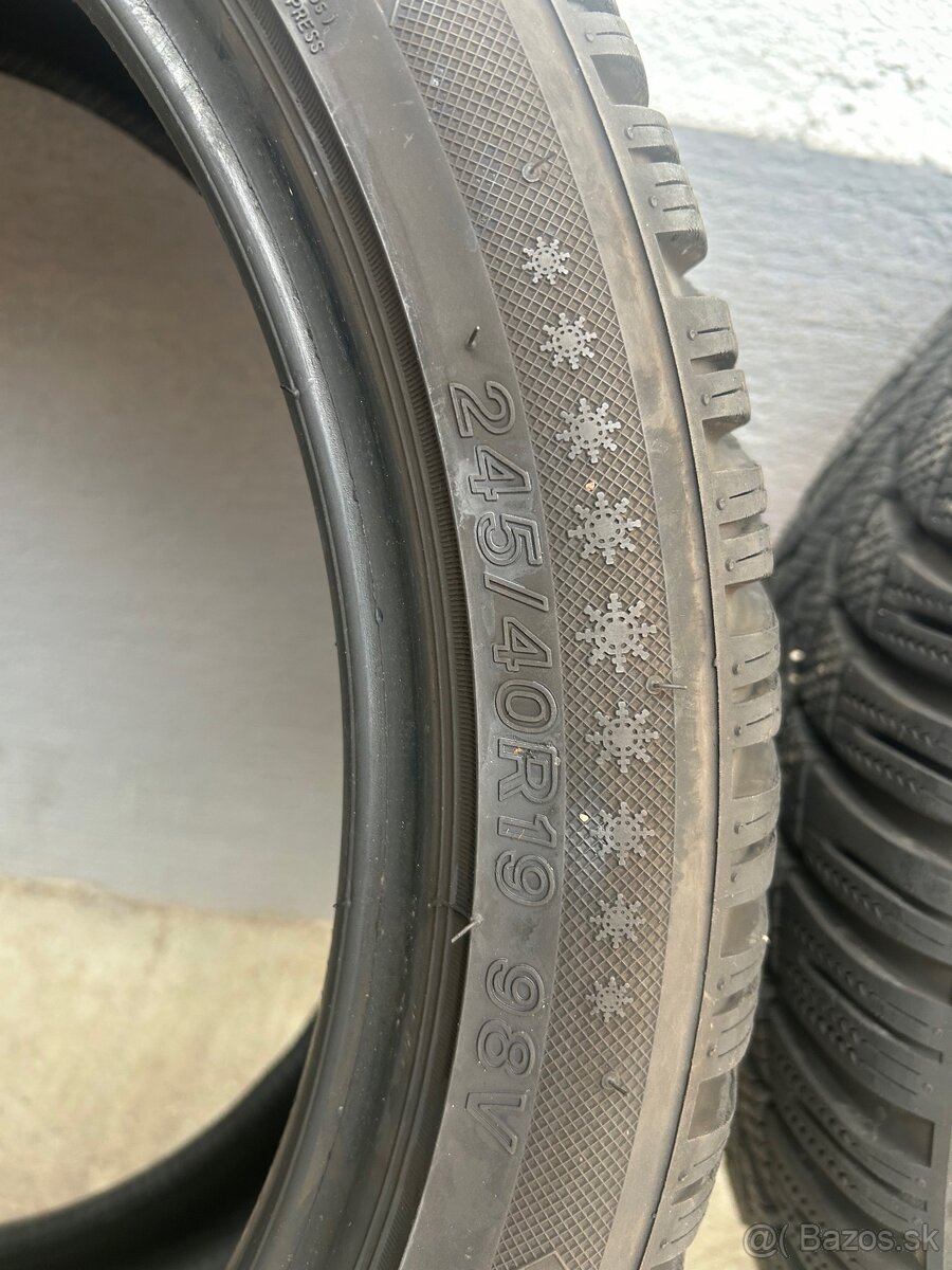 Pneumatiky Lassa 245/40 R19 - 4