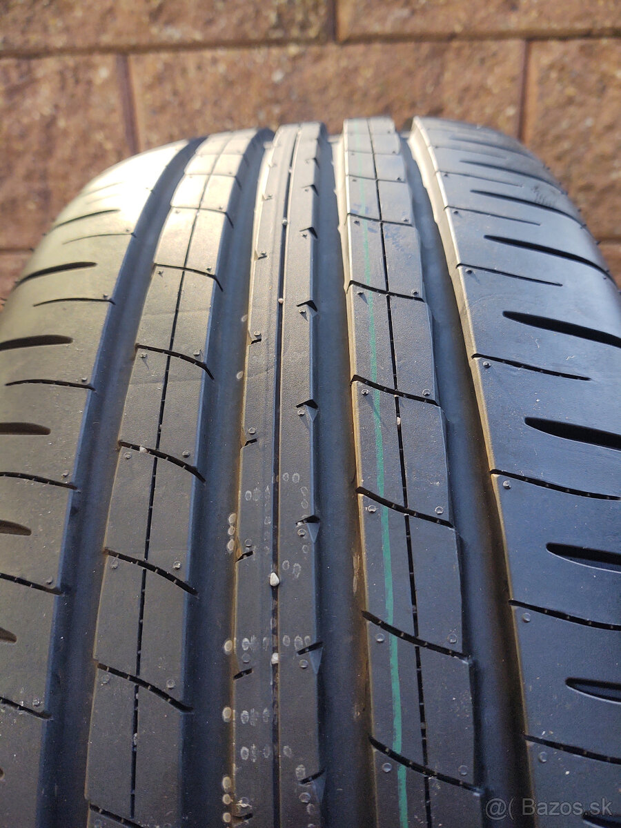 Letné pneumatiky DUNLOP 225/55 R18 - 4