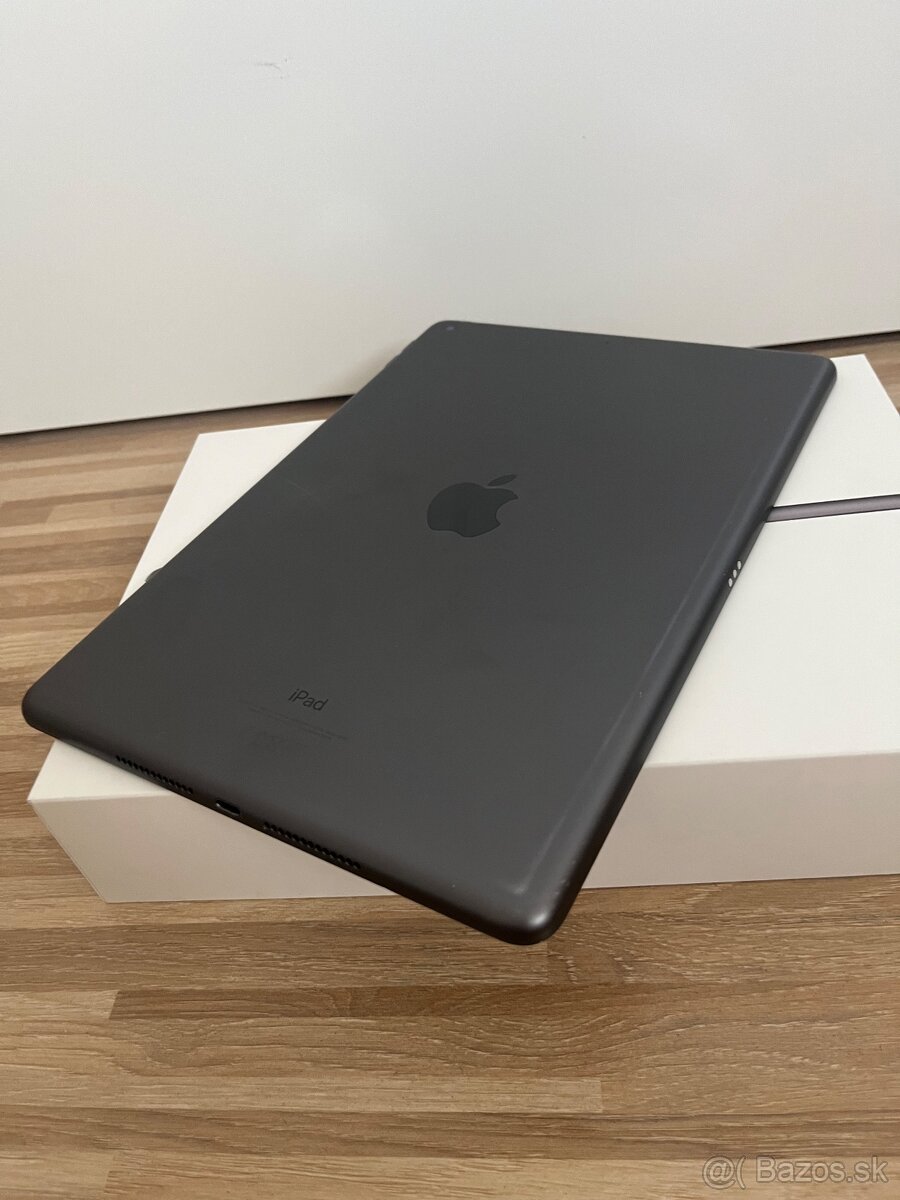 iPad 9 generácie - 4