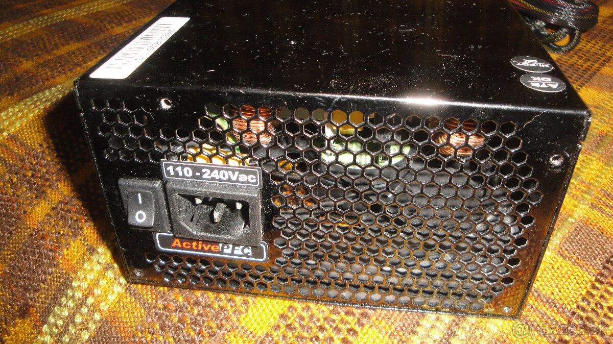 Predám tieto dva zdroje 550W v Bratislave a okolí - 4