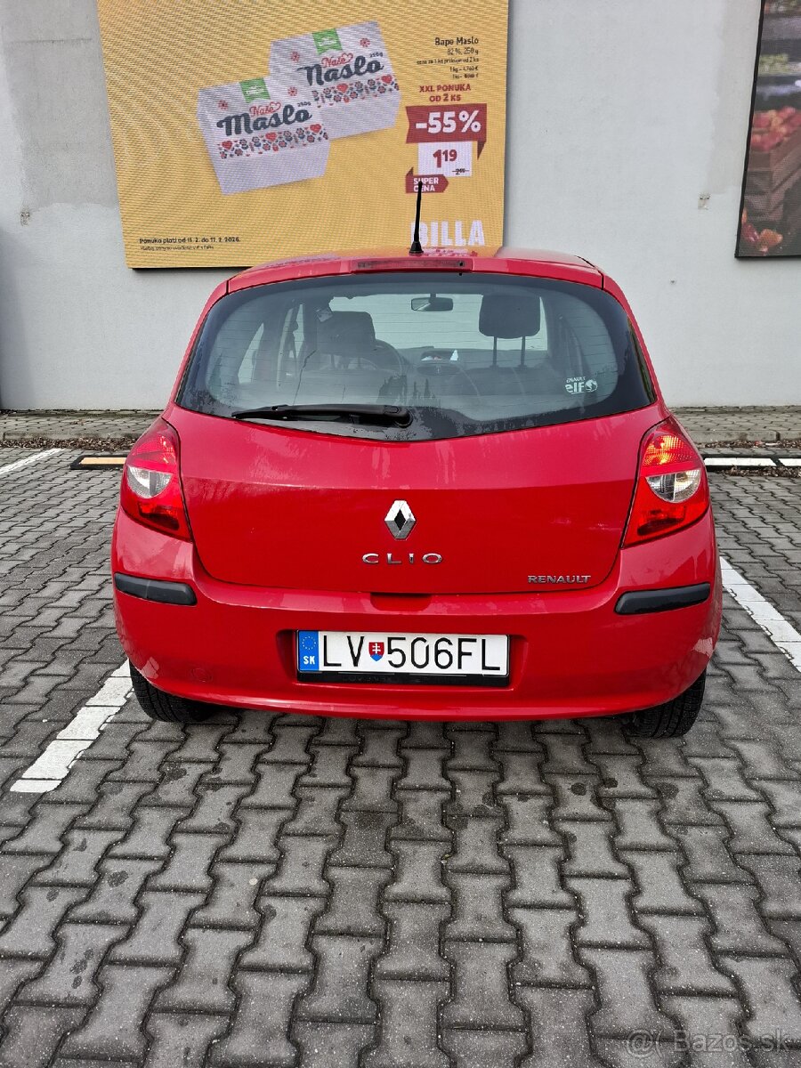 Renault clio 3 1.2i - 4