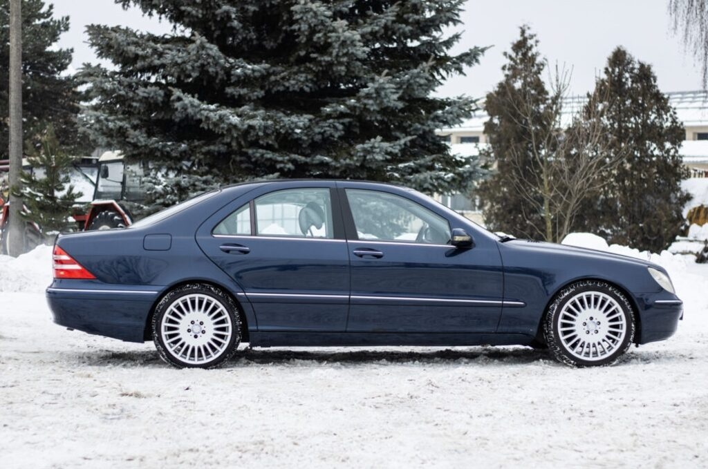 Mercedes-Benz S-triedy 500 (2000) - 4