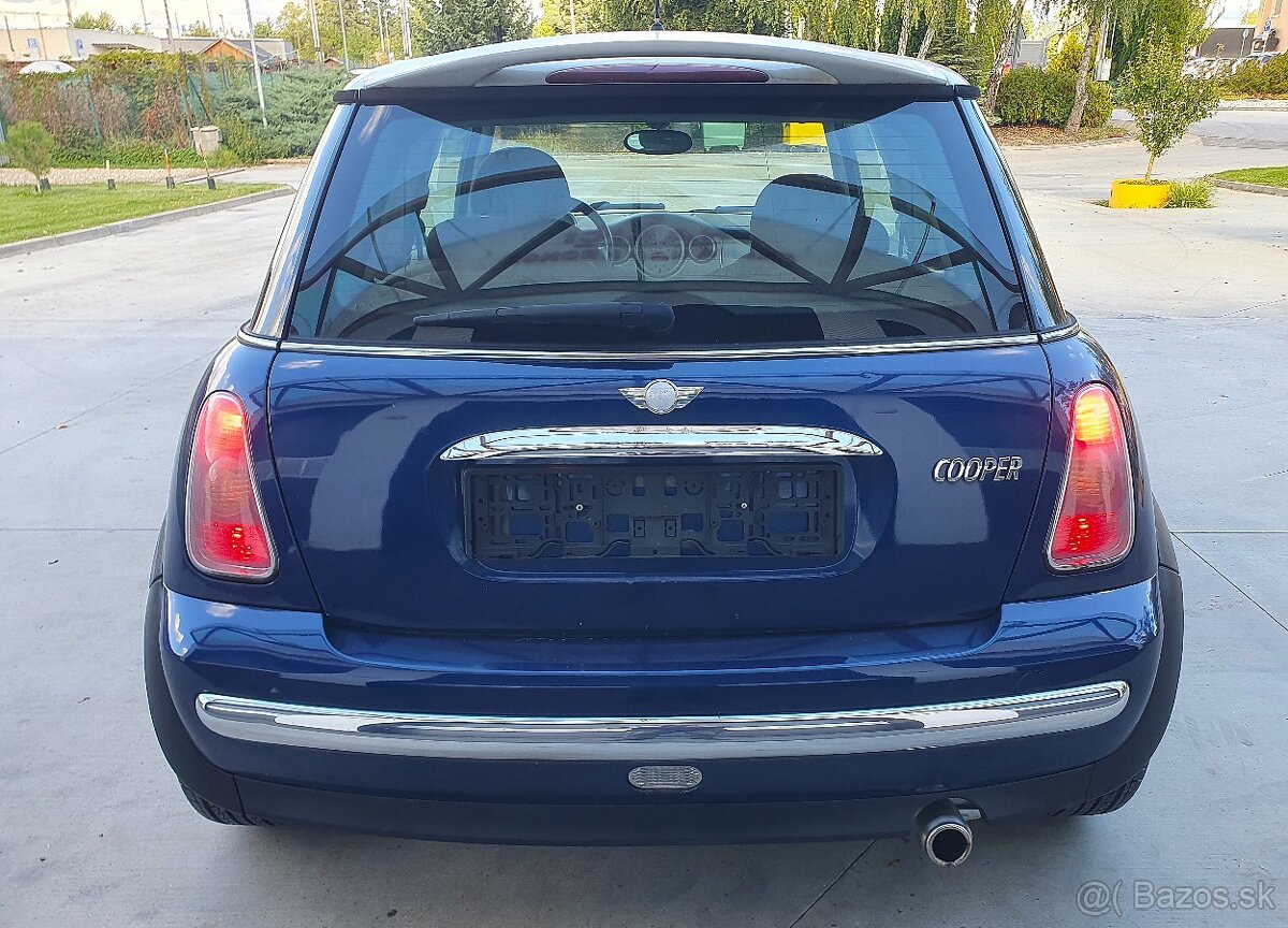 Mini Cooper 1.6 85kw, benzín 5M - 4