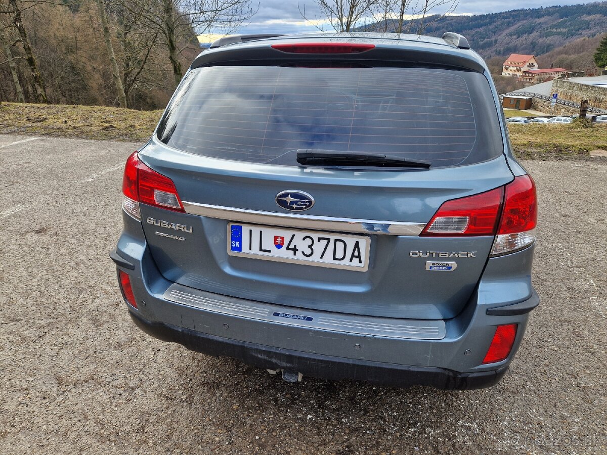 Subaru Outback 2.0D 4x4 - 4