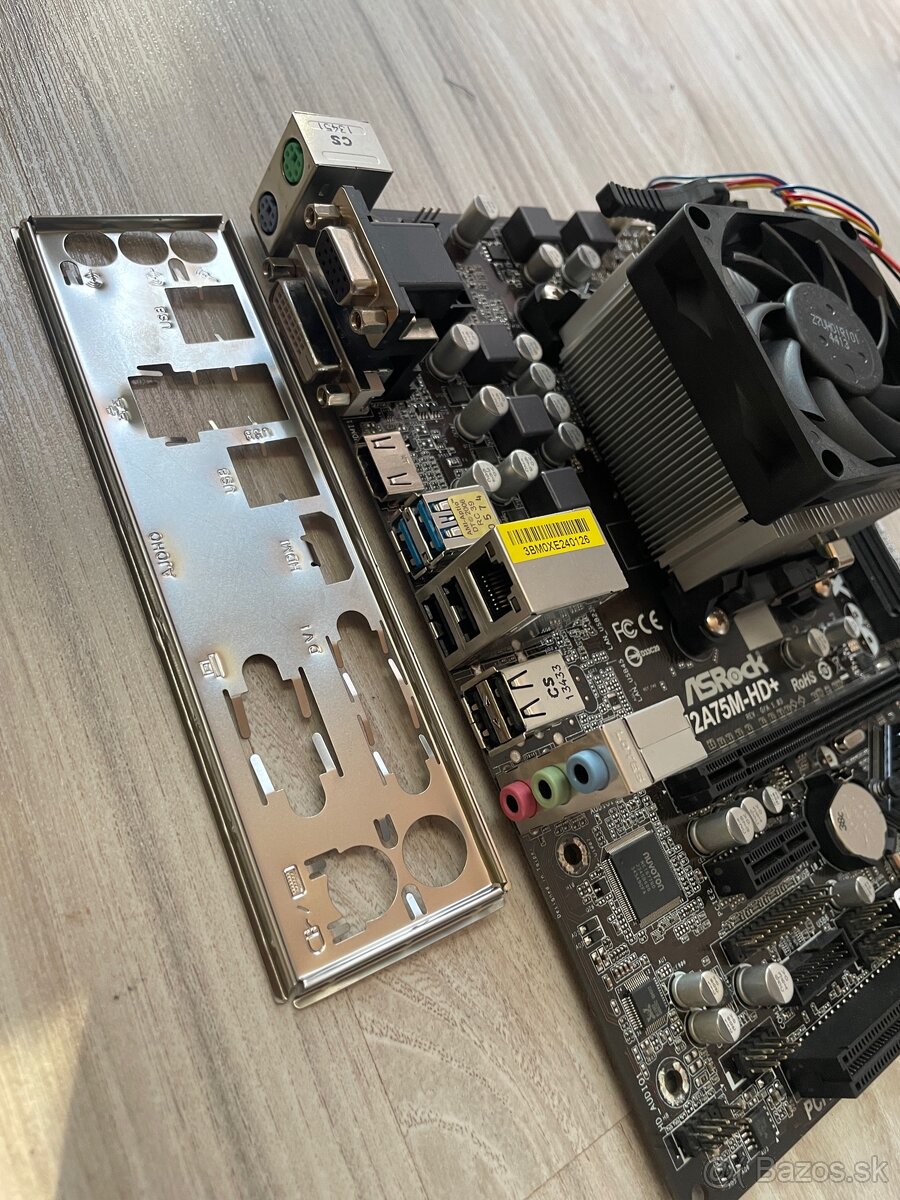 Amd A8 5600k doska amd fm2 set bez ram - 4