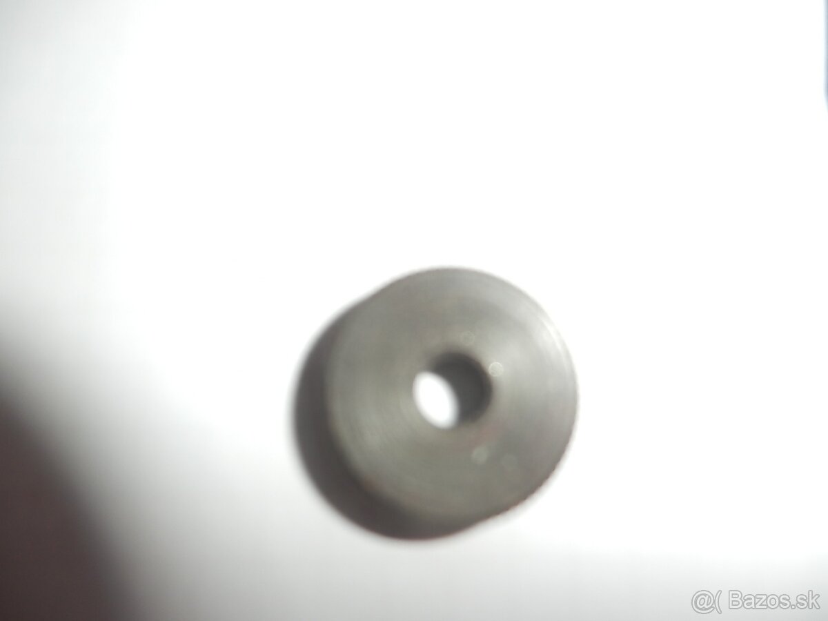 Hroty pod repro - 4