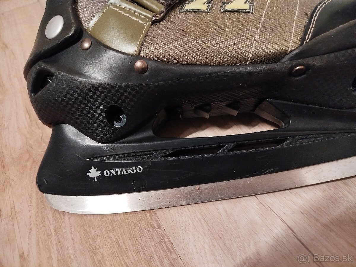 Darujem ľadové korčule č.40 - 4