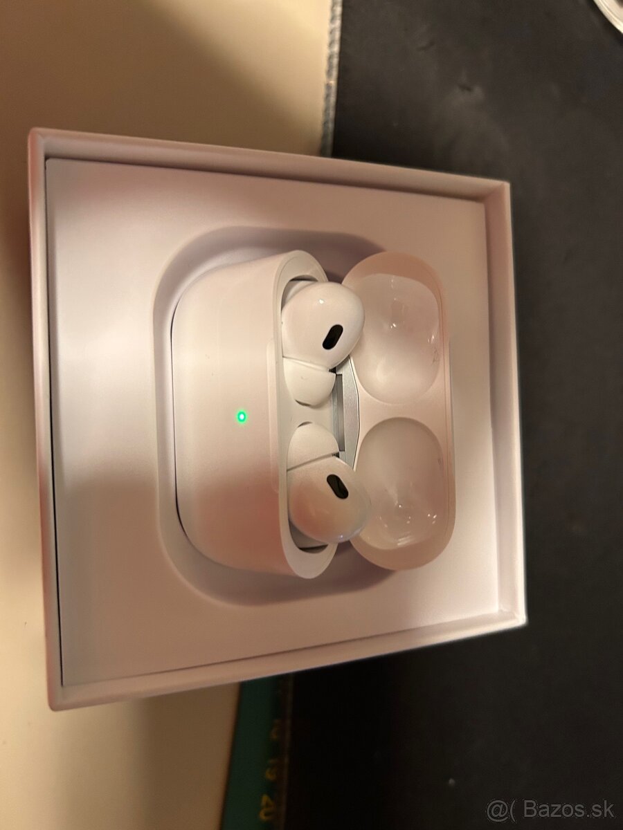 Apple airpods - 4