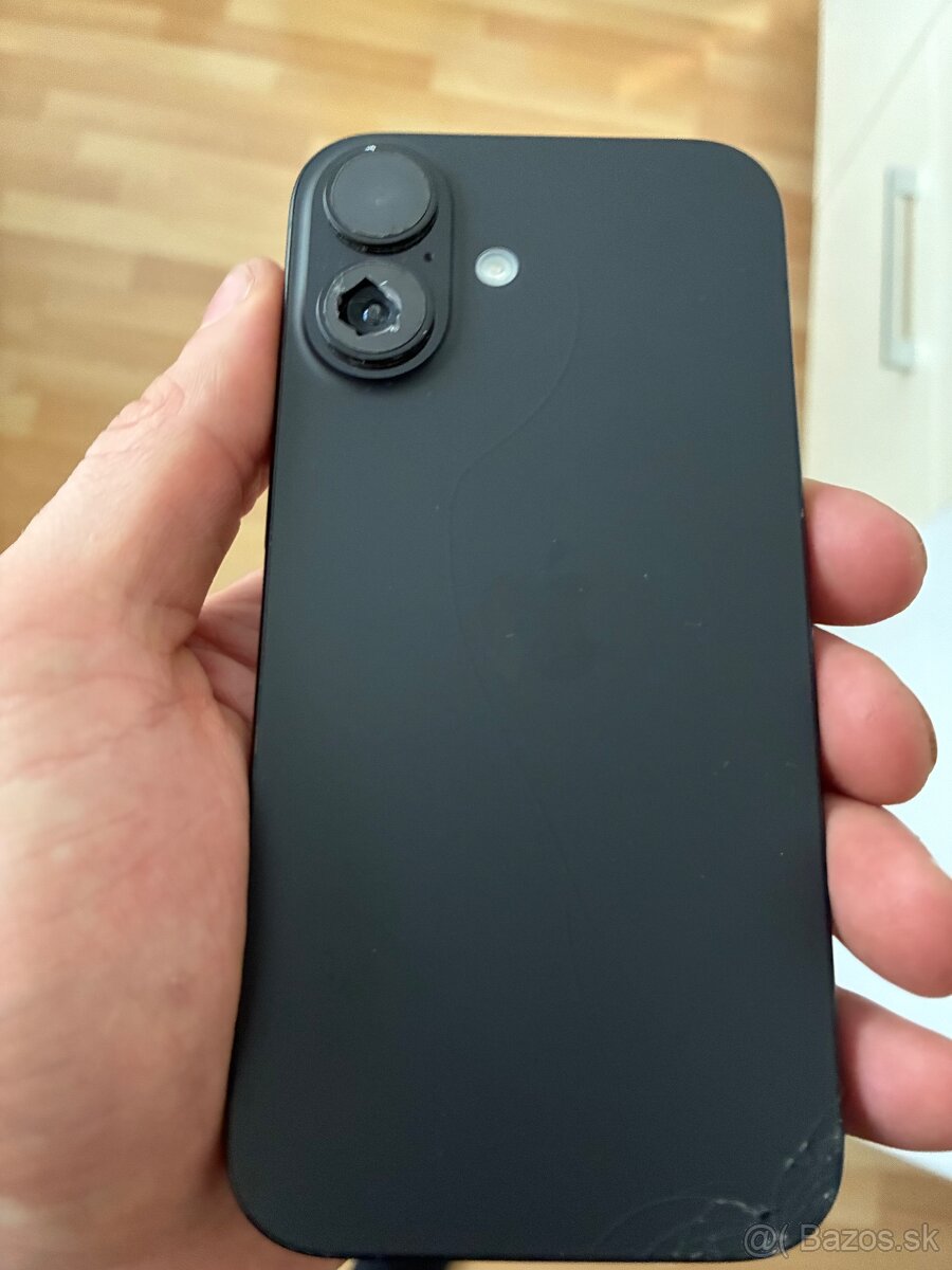 IPhone 16 - 4