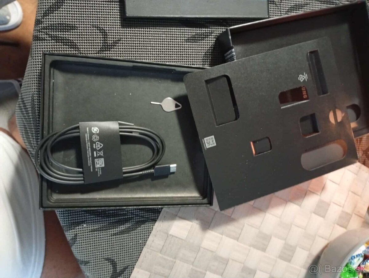 Predám/Vymením samsung Z FOLD 4 - 4