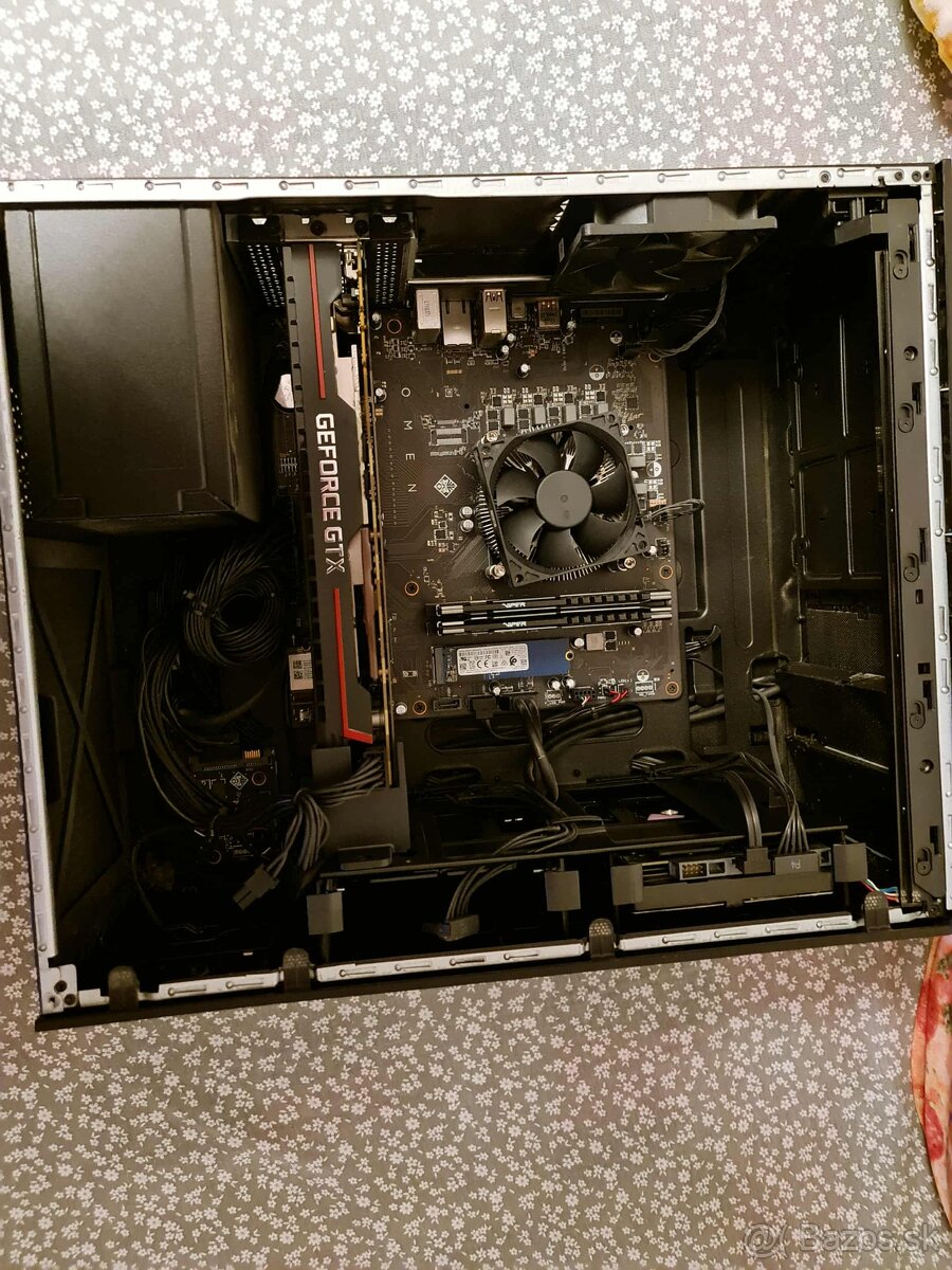 Herný PC OMEN by HP Obelisk Desktop 875-0005nc - 4