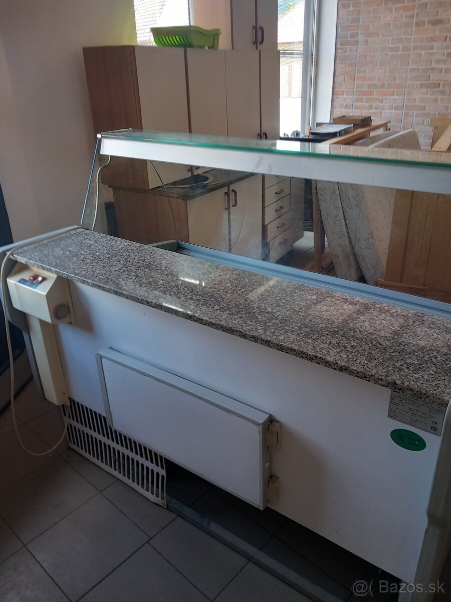 Cladiaca vitrína - 4