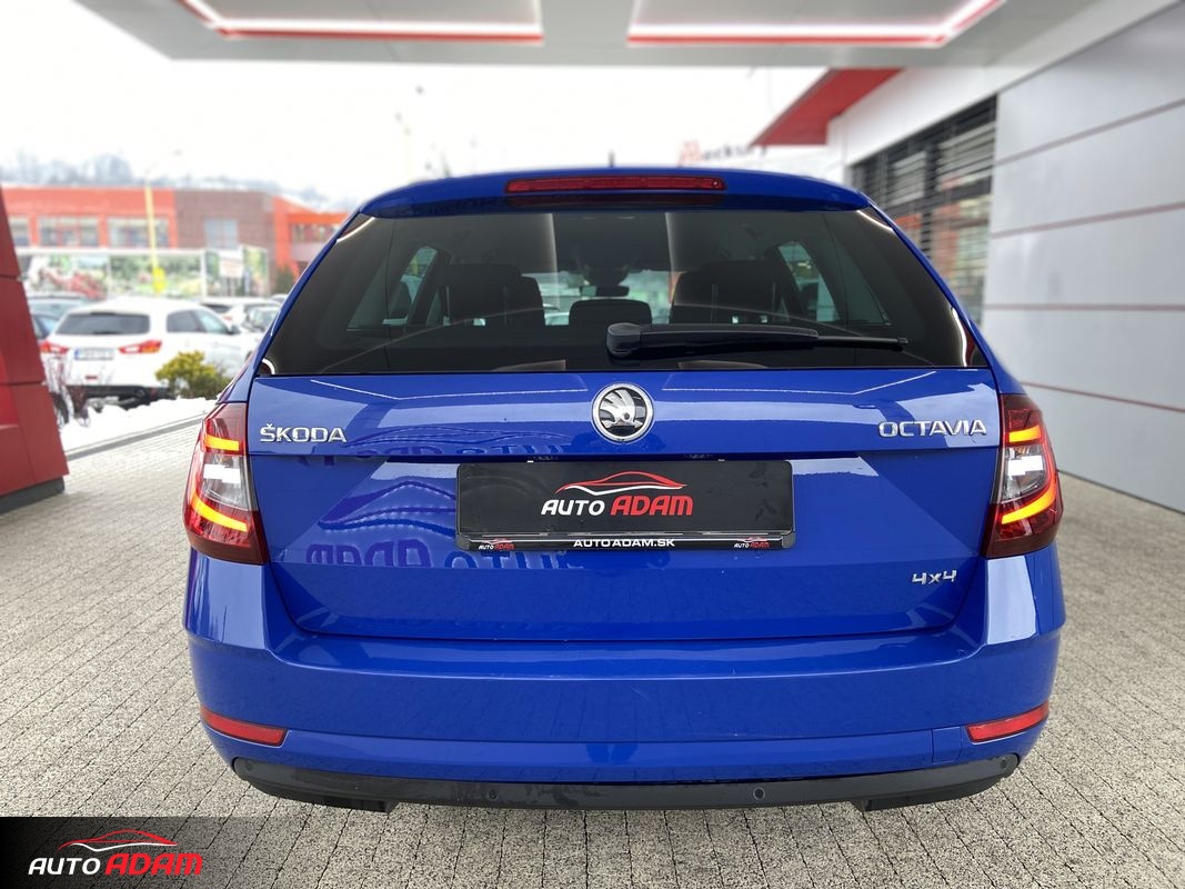 Škoda Octavia Combi 2.0TDI 135kW 4x4 DSG - 4