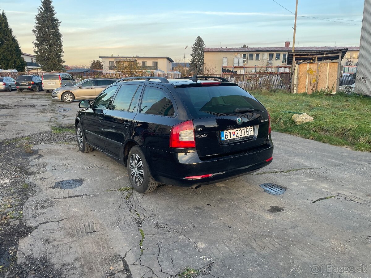 Skoda octavia combi 2012 - 4