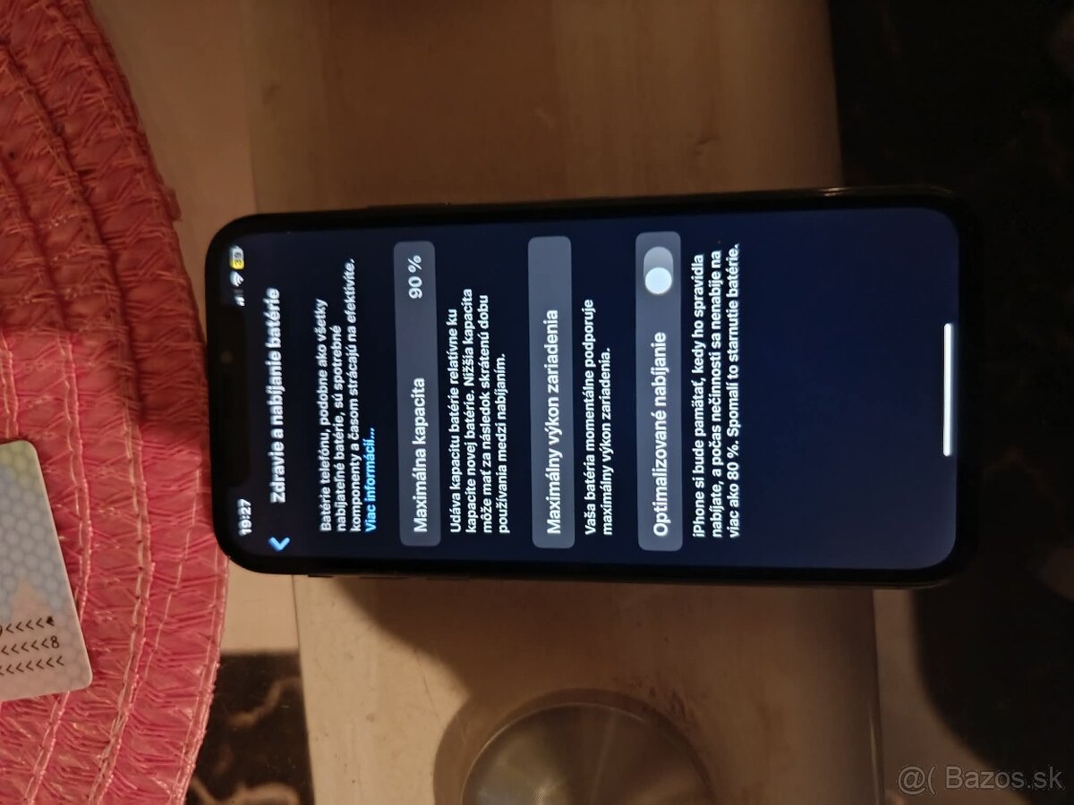 Predám Apple iPhone xs - 4