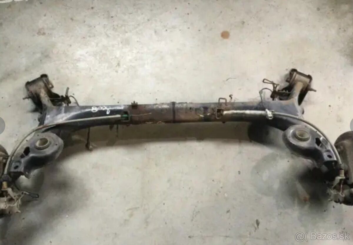 Peugeot 3008 - zadní náprava. Model 2010 - 4