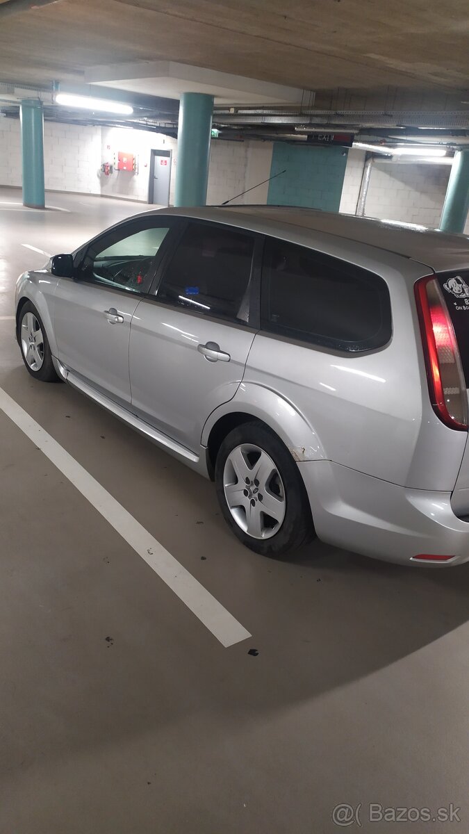 Ford Focus - 4