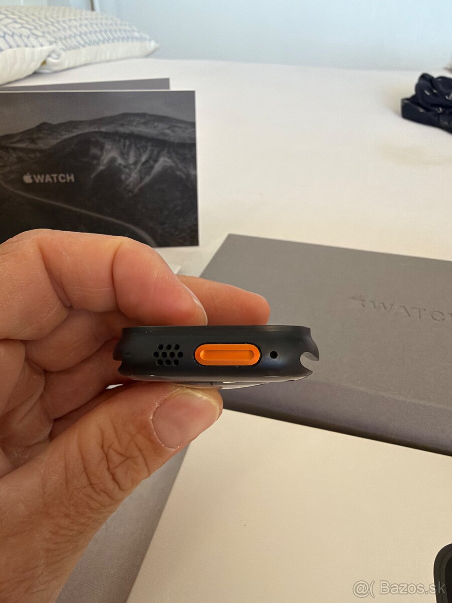 Apple watch ultra 2 49mm black titanium - 4
