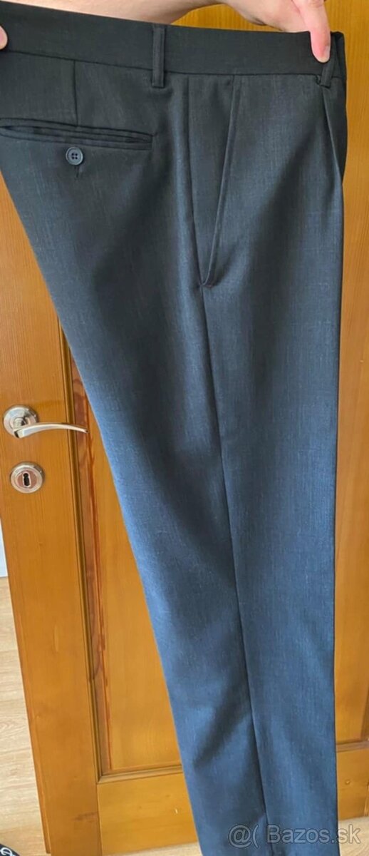 Predám oblek - osobný odber - 4