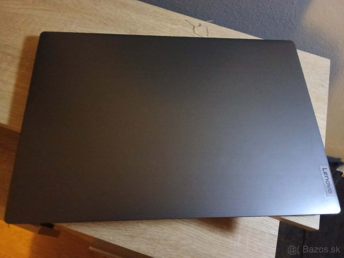 Notebook Lenovo V15 G1 IML 2022 - 4