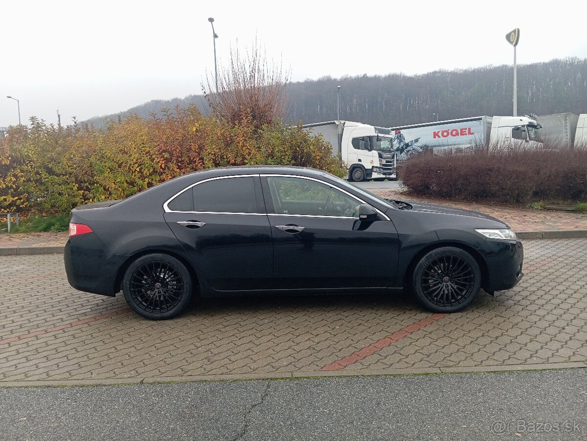 Honda Accord 2,2 I-DTEC executive 110kw - 4