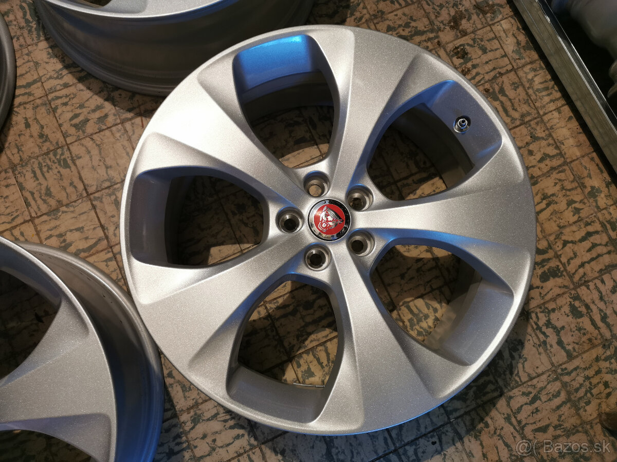 NOVÁ SADA - Jaguar E-Pace - originál 20" alu disky - 4