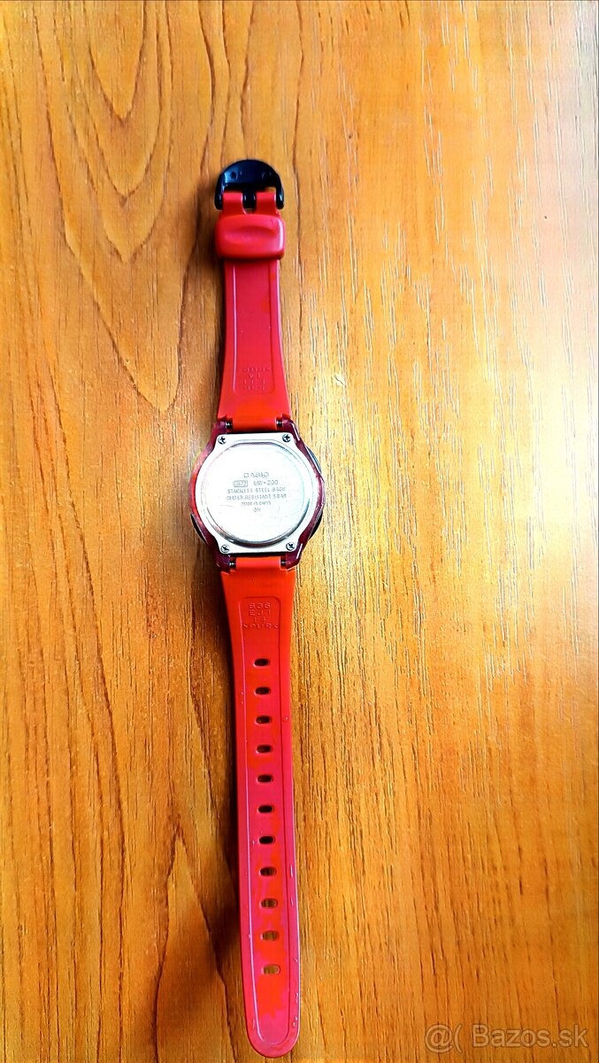 Casio LW-200 - 4