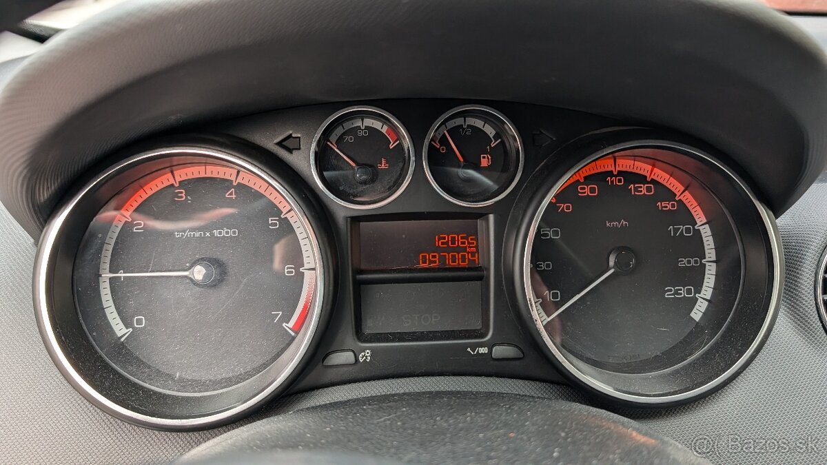 Predam Peugeot 308 benzin r.v.2013 - 4