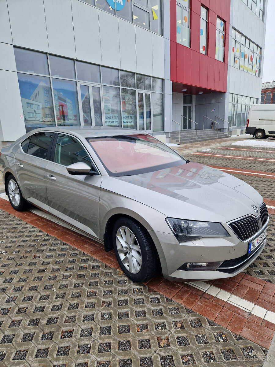 Ptredám Škoda Superb 2.0 TDI 4x4 - 4