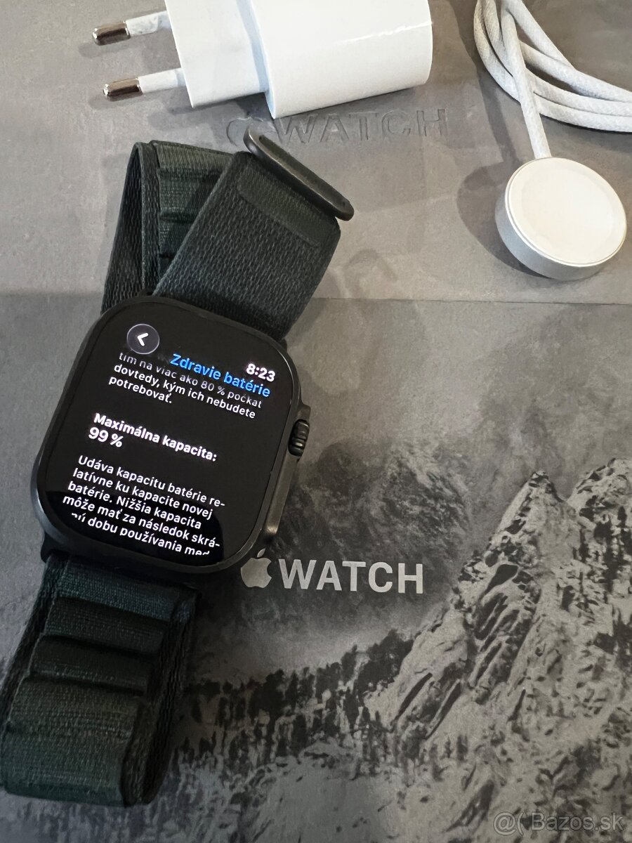 Apple Watch Ultra 2 – Black Titanium - 4
