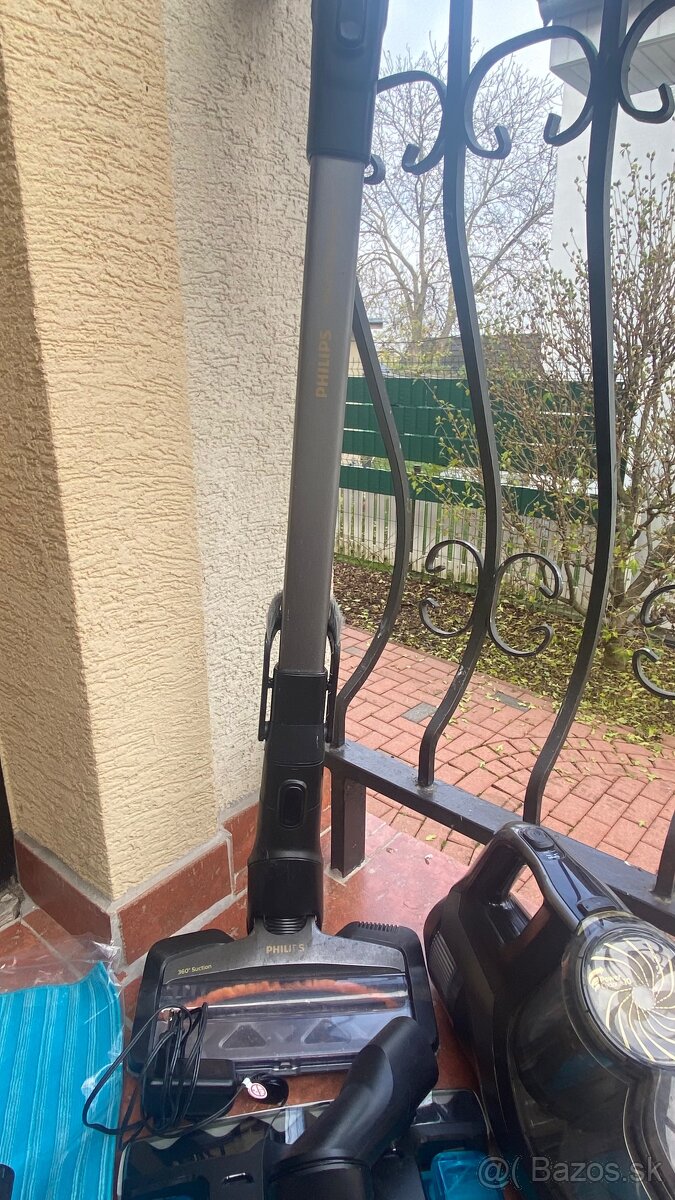 Vysávač Phillips Aqua 8000 series - 4
