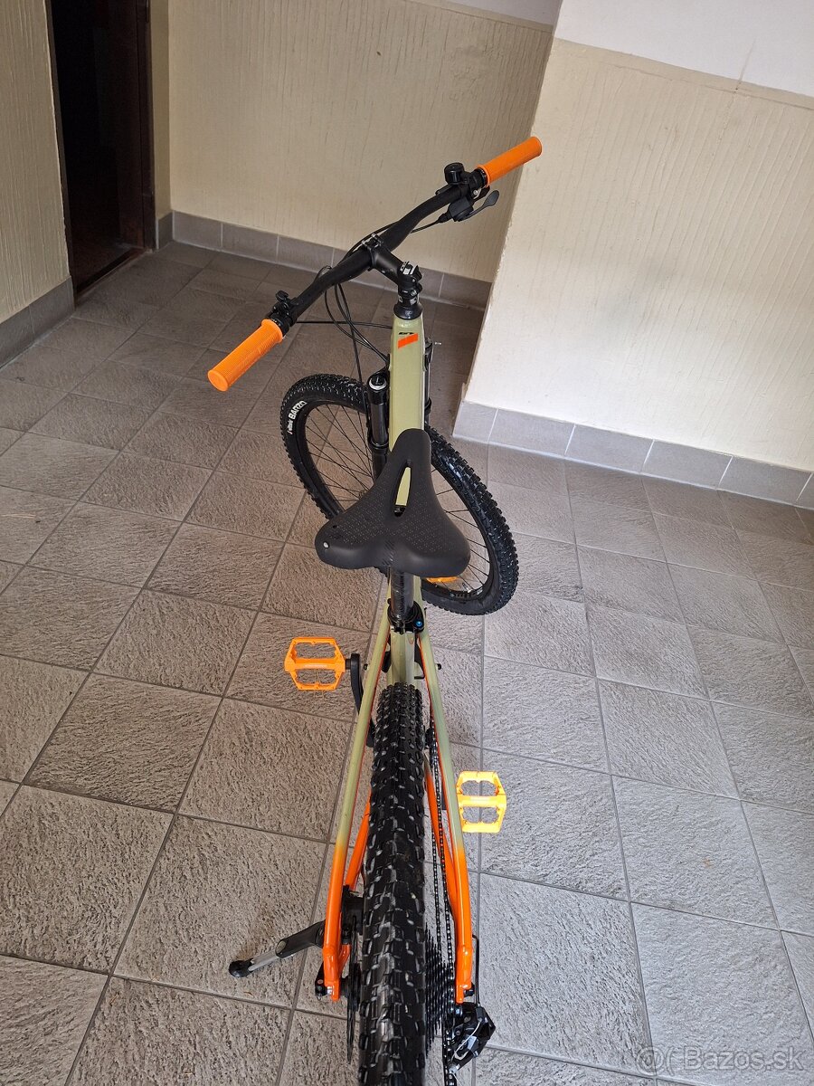 Predám horský bicykel 29kola GT Avalanche ako nový - 4