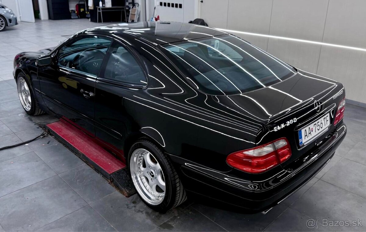 Mercedes-Benz CLK 200 kompresor - 37.000 km - 4