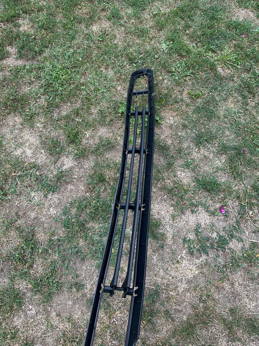 BMW E46 mriežka nárazkíka - 4