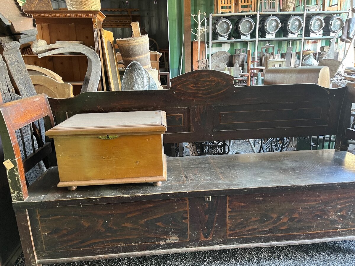 Príborník a lavica - 4