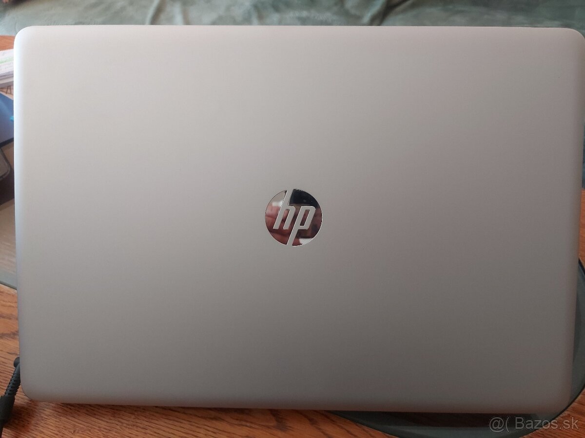 Predám HP ENVY 17-n080nz - 4
